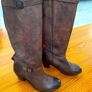 Frye Brown Leather Riding boots sz 10, like new